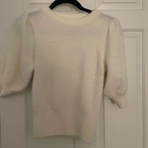 H and M white sweater